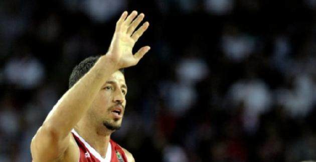 他们在决赛, 还差一场胜, 土耳其篮球